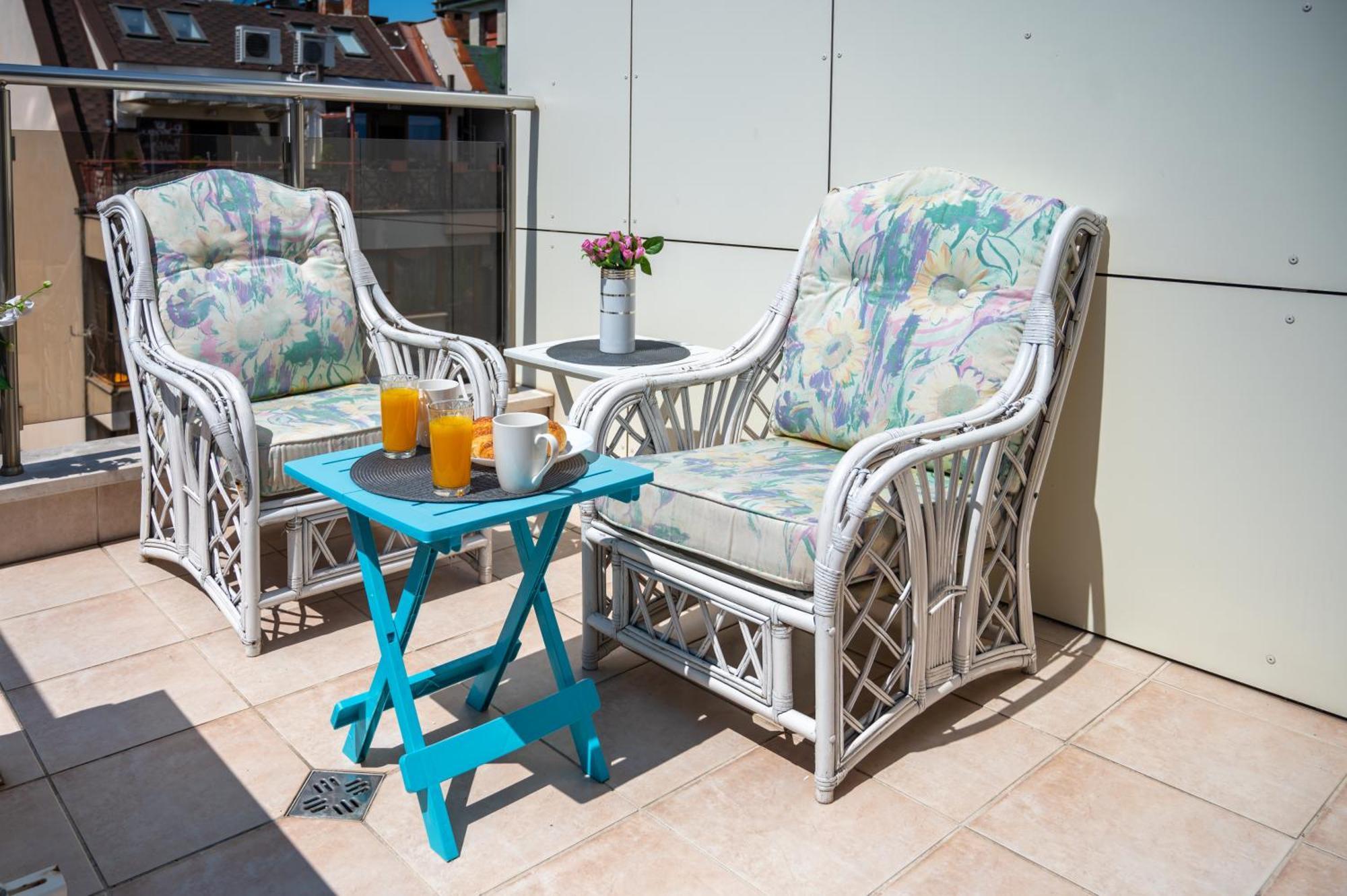 Ferienwohnung Colorful Studio With Balcony - Free Parking Sofia Exterior foto